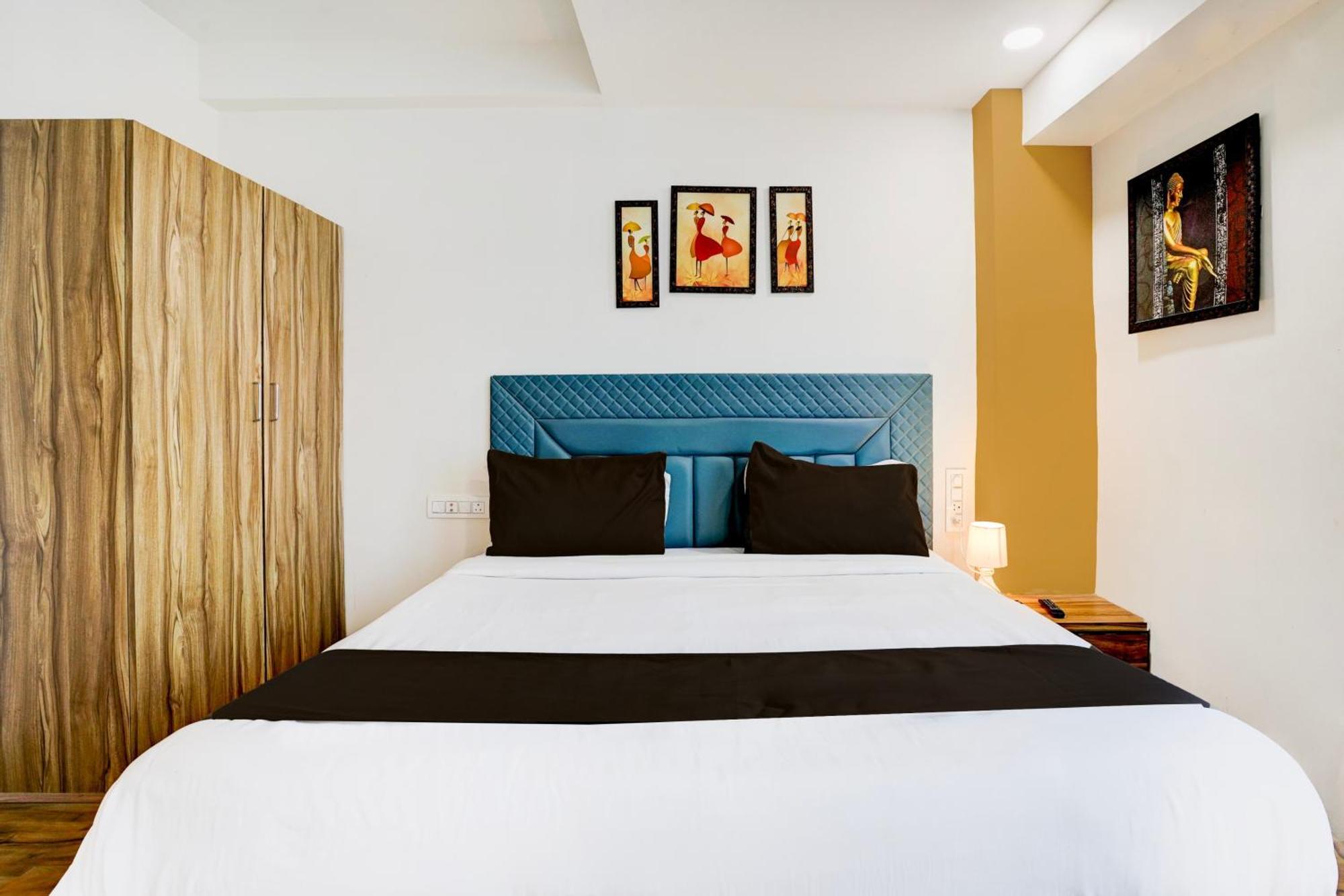 Super Collection O Vesu Surat Formerly Hotel Signature Exterior foto